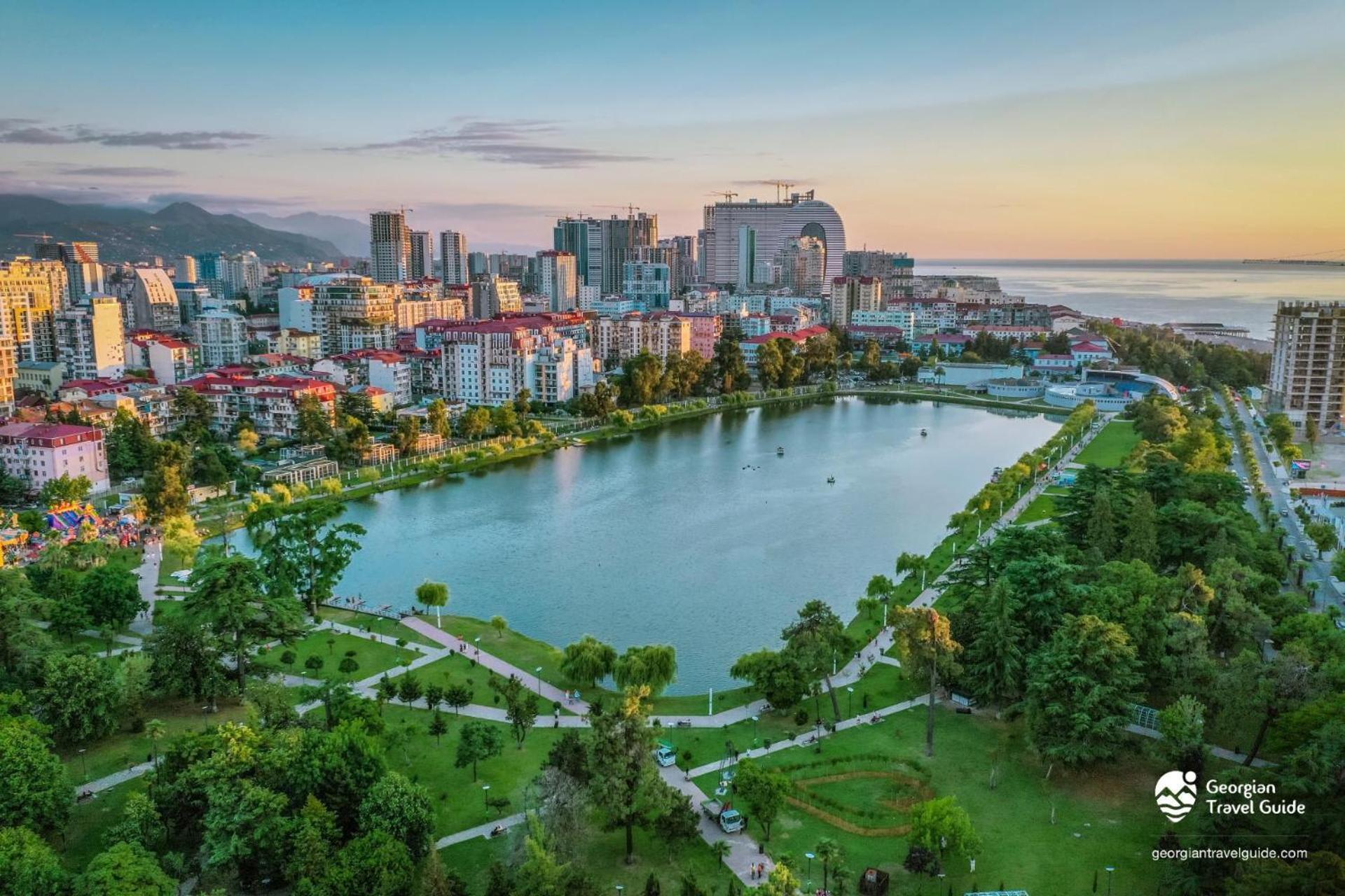 Apartment Haidar Abashidze Batumi Zewnętrze zdjęcie